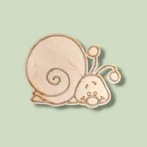 Festhető fa figura csiga 7 cm