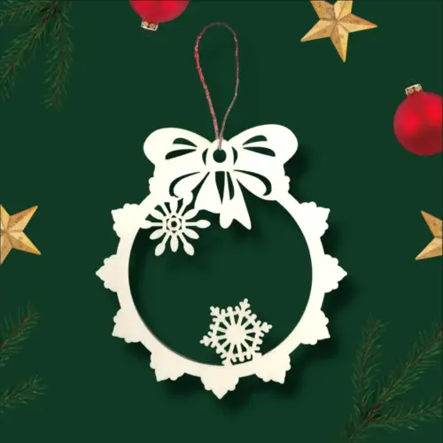 Fa karácsonyfadísz – hópelyhek (9 cm)