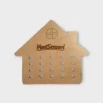 Montessori fűzős fa játék – ház 13 cm