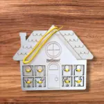 Fa fűzögetős fejlesztő játék – Ház alakban 23 cm