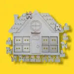 Fa fűzögetős fejlesztő játék – Ház alakban 23 cm - Image 3